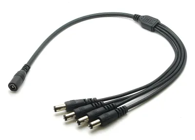 Produktbild von DC Hohlstecker 5,5 x 2,1mm Y-Verteiler 1x Buchse - 4x Stecker