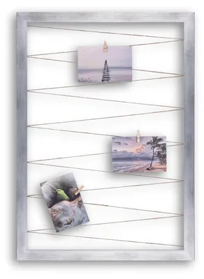 Produktbild von Fotohalter Pinnwand Fotorahmen (Hochformat) mit Juteband 20 Holzklammern Bilderrahmen inklusive CLAMARO Collage Flex, Flex Farbe:Silber, Quer/Hochformat Größe:40x60cm (Hochformat)
