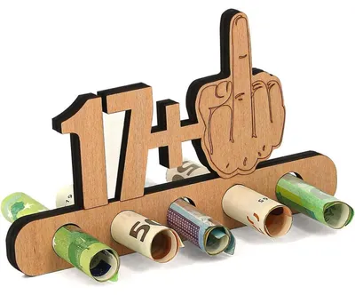 Productafbeelding van Houten geldkist, grappig, voor een 18e verjaardag. Gastenboek met ruimte voor 17+1 gasten. Afmetingen: 16x9,5 cm. Gemaakt vangecertificeerd hout