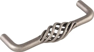 Obrázek produktu pro Nábytková úchytka Cage LA 96 mm, šířka 104 mm rustikální úchytka, starožitná starožitná ocel