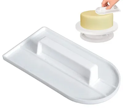 Obrázek produktu pro Škrabka na těsto – stěrka na vyhlazování – 15 cm – plast – bílá – 1 kus