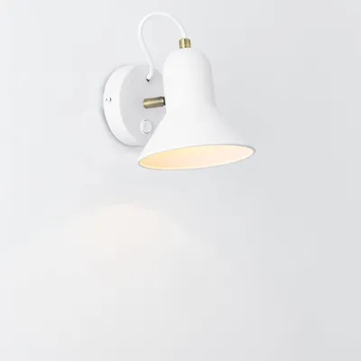 Image de Applique murale Astama blanche 1xE27x40W en métal, dimensions : 12,7 x 13,6 x 16,8 cm, IP20, Light Prestige