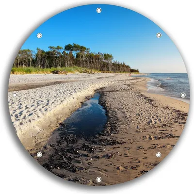 Produktbild von Wallario rundes Outdoor-Poster für Garten oder Balkon, Motiv Einsamer Strand am Meer - Blauer Himmel, 30 cm Durchmesser