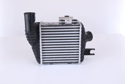Produktbild von NISSENS 96661 Ladeluftkühler LLK für HYUNDAI TUCSON (JM) Turbo Intercooler