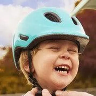 Produktbild von KED Meggy Spark Kinderfahrradhelm, Inmold, 360° Verstellsystem, Reflektoren, Insektenschutznetz, Leicht, Verstellbar,  Germany Farbe: Teal Glossy Größe: 45-50 (S)