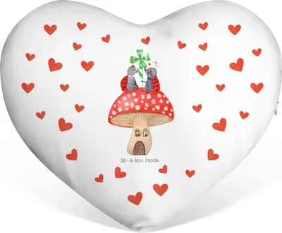 Produktbild von Mr. & Mrs. Panda Kuschelkissen Marienkäfer Fliegenpilz - Weiß - Geschenk, Fleigenpilzhaus, dekoartikel, Lustige Sprüche, Liebeskissen, Sofakissen, Herzkissen, Haus