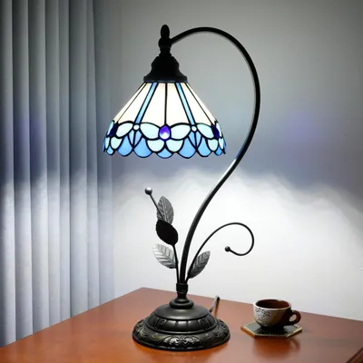 Obrázek produktu pro Stolní lampa Tiffany, modrý motýl - Vintage lampa na psací stůl do obývacího pokoje