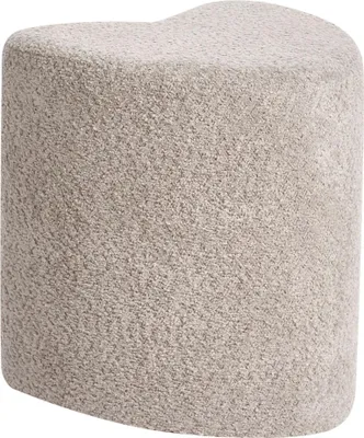Produktbild von BELIANI Pouf Hellbraun Chenillegewebe Herzform Niedrig Modern Sitzhocker Ottomane Polsterhocker Fußhocker für Wohnzimmer Schlafzimmer