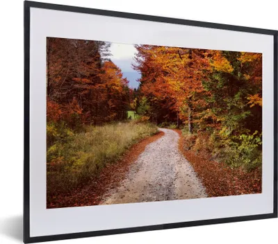 Produktbild von MuchoWow® Gerahmtes Poster Herbst - Herbstblätter - Weg - Wald 40x30 cm - Poster mit Schwarzem Bilderrahmen Wandposter Rahmen Foto Bilder - Bilderrahmen - Poster im Rahmen