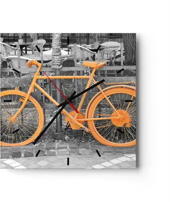 Produktbild von Wanduhr - Quadrat - Glasuhr - Fahrräder Sport Verkehr alt - 30x30cm - Schleichendes Uhrwerk - Lautlos - zum Aufhängen bereit - Dekoration Modern - Wanddekoration aus Glas - C3AC30x30-3134