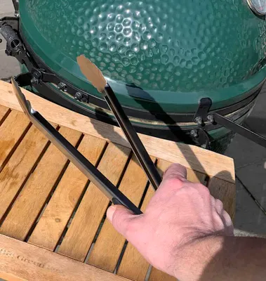 Produktbild von Grillzange XL Servierzange Bratwurstzange Edelstahl Lang BBQ Zum Grillen 43 cm