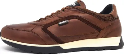 Immagine prodotto di Pikolinos Cambil: scarpe da uomo, modello sneaker, color marrone, ideali per il tempo libero
