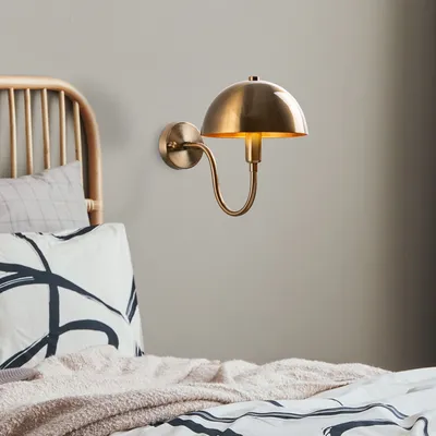 Produktbild von Opviq, Wandleuchte aus Metall, Gold, 20 x 35 x 27 cm | IP20, E14 Fassung, max. 40 W | Elegantes Design für Hotel & moderne Räume, ohne Glühbirne.