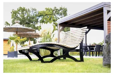 Produktbild von Waldsofa für 2-3 Personen, Sonnenliege, Relaxliege, Holzliege, Gartenliege, schwarz pulverbeschichtet