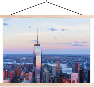 Produktbild von MuchoWow® Textilposter Luftaufnahme von New York mit dem One World Trade Center 150x113 cm mit holzfarbenen Rahmen - Poster