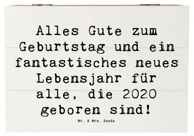 Produktbild von Mr. & Mrs. Panda Geschenkbox Spruch 2020 Geburtstag Glückwünsche 22 x 15 cm - Weiß - Geschenk, Happy Birthday, Geburtstagsglück, neues Lebensjahr, Alter, fotobox