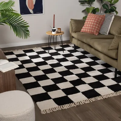 Zdjęcie produktu dla Volero - Dywan szachownica - Blox Fringe Czarny - 120x170 cm