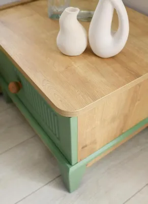 Produktbild von Design Nachttisch Jugendzimmer Luxus Konsolen Beistell Tische Möbel