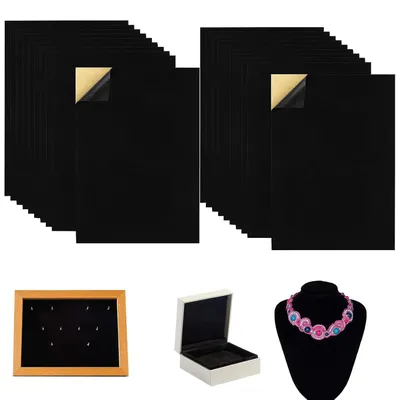 Productafbeelding van Zwarte plakkers fluweel A4 - Set van 20 - Zelfklevend velvet vellen 21x30 cm - 0,5 mm dik - Herbruikbaar en waterbestendig - Ideaal voor DIY