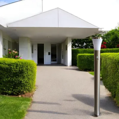 Produktbild von Edelstahl-Außen-Stehleuchte SIEGEN IP44 Kunststoffschirm weiß E27 Stehleuchte mit Sensor