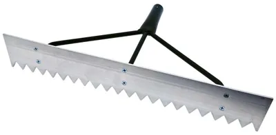 Produktbild von Fortis Alu-Teerverteiler 600 mm, gezahntes Blatt