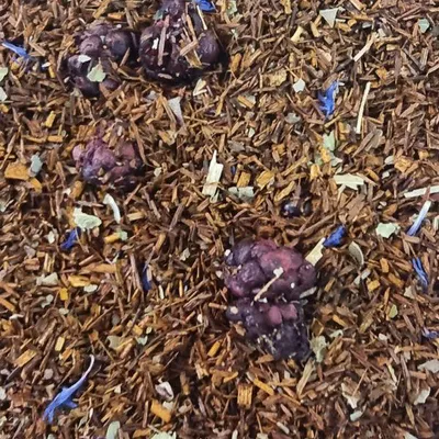Produktbild von Brombeere Sahne Rooibos Tee Naturideen® 100g