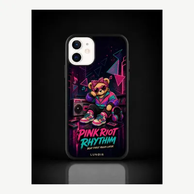 Productafbeelding van iPhone 12 / 12 Pro hoesje, telefoonhoesje, beschermhoesje met het Pink Riot design – LUNØIR ©
