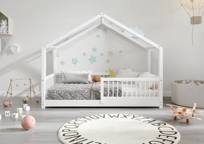 Produktbild von TIMBEE MURLO Domová posteľ Detská posteľ 80x160 cm Biela s bezpečnostnými bočnicami Lamelový rošt Prírodné drevo Borovica Drevená posteľ Výška nohy 3 cm