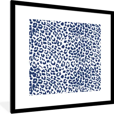 Produktbild von MuchoWow® Gerahmtes Poster Pantherdruck - Weiß - Blau 40x40 cm - Poster mit Schwarzem Bilderrahmen Wandposter Rahmen Foto Bilder - Poster - Plakat im Rahmen