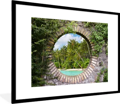 Produktbild von MuchoWow® Gerahmtes Poster Durchblick - Palme - Tropen - Strand - Meer 80x60 cm - Poster mit Schwarzem Bilderrahmen Wandposter Rahmen Foto Bilder - Schlafzimmer-Dekorationen - Fotoposter