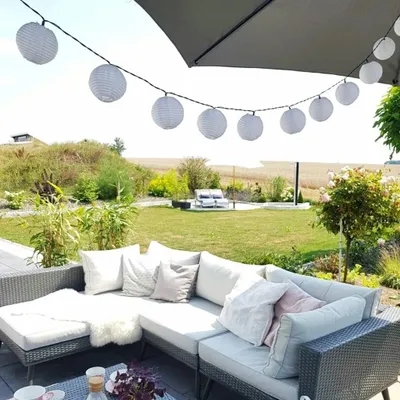 Produktbild von Solar- und batteriebetriebene Outdoor-Lichterkette mit 20 Laternen für Gartenterrassen und Balkone, 5 Meter lang, wasserdicht nach IP44-Standard