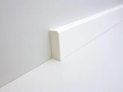 Produktbild von B.S. Bauprogramm Endstück für Sockelleiste 18 x 50 mm weiß links
