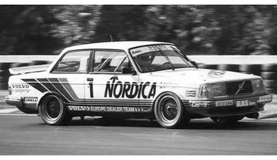 Immagine prodotto di VOLVO 240 turbo #1 ETCC GP Brno 1986 J.CECOTTO / A.OLOFSSON, IXO18RMC087.20, scala1/18, IXOMODELS