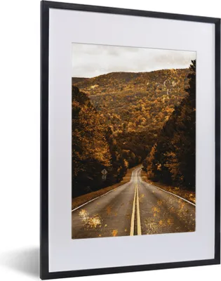 Produktbild von MuchoWow® MuchoWow® Gerahmtes Poster Gold - Straße - Bäume 30x40 cm - Poster mit zchwarzem Bilderrahmen - Wandposter Schlafzimmer
