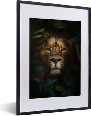 Produktbild von MuchoWow® MuchoWow® Gerahmtes Poster Löwe - Dschungel - Blätter 30x40 cm - Poster mit zchwarzem Bilderrahmen - Wandposter Schlafzimmer