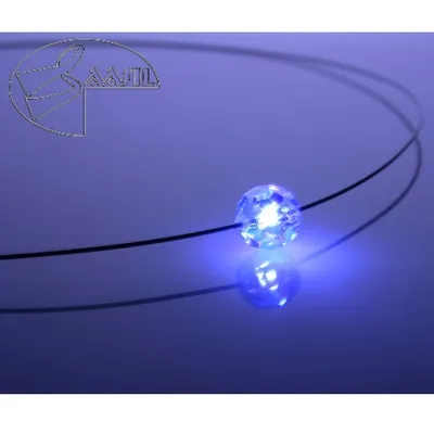 Produktbild von Collier LED Kristall Ball Weiß Crystal mit Swarovski® Elements