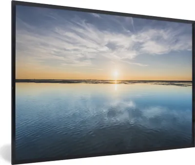 Produktbild von MuchoWow® MuchoWow® Gerahmtes Poster Meer - Wolken - Sonne 90x60 cm - Poster mit zchwarzem Bilderrahmen - Fotorahmen - Foto-Plakat