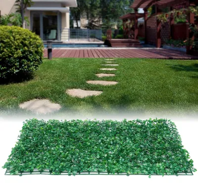 Immagine prodotto di 12 pannelli di erba sintetica verde e densa per la decorazione