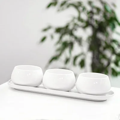 Zdjęcie produktu dla Zestaw 4 miseczek na przekąski Moon z wysokiej jakości porcelany – elegancki i ponadczasowy