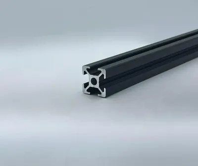 Produktbild von Aluprofil 20x20 Nut 6, B-Typ (Schwarz eloxiert) - 600mm