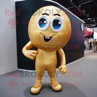 Productafbeelding van Gouden rugbybal mascotte REDBROKOLY kostuum karakter gekleed met een playsuit en schoenveters