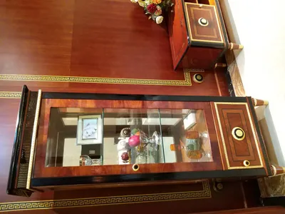 Produktbild von Vitrine Glas Schrank Wohnzimmer Schaufenster 1türige Vitrinen XXL Hochschrank