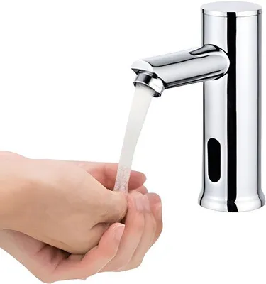 Produktbild von Automatische Contactloze Badkamerkraan mit Infrarot Sensor - Batteriebetrieben - Kalt- und Warmwasser - inklusive Anschlusskabeln - für Wastafel