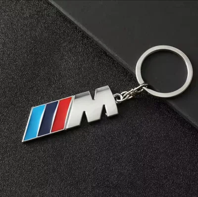 Produktbild von Schlüsselanhänger für BMW M Silber – Premium Metall Schlüsselanhänger im M Design mit Schlüsselring