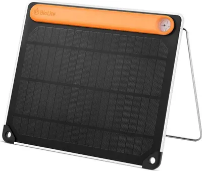Produktbild von BioLite SolarPanel Ultradünnes Modul mit integriertem 3200 mAh Akku, 5 oder 10 W Größe: 5 W