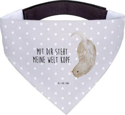 Produktbild von Mr. & Mrs. Panda Hunde-Halstuch Otter Kopfüber - Grau Pastell - Geschenk, Hund Halstuch, Hundehalstuch, Niedlich, Liebe, Verknallt, Tuch, Verliebt, Für Hunde, Seeotter