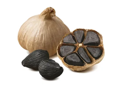Produktbild von Hymor Schwarzer Knoblauch 3 Knollen Black Garlic aus Spanien 90 Tage fermentiert
