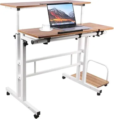 Immagine prodotto di Scrivania regolabile in altezza con piano inclinabile, dotata di 6 ruote e vassoio portaoggetti, ideale per l'ufficio e il lavoro da casa. Dimensioni: (80+22) x 60 cm