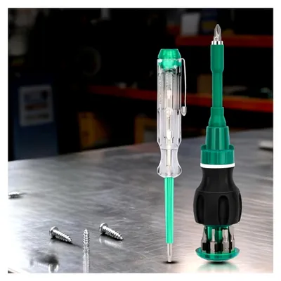 Produktbild von Ratschen-Schraubendreher-Set mit multifunktionalen magnetischen Bits und Teleskopgriff
