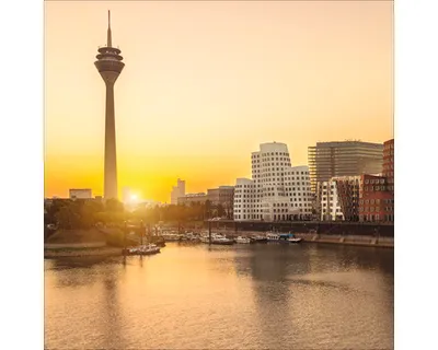 Produktbild von Glasbild Düsseldorf Skyline I 50x50 cm